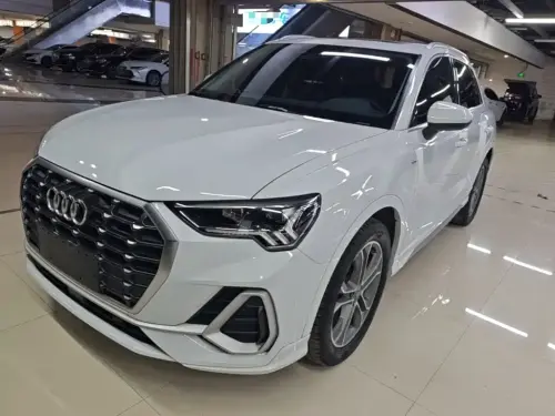 Audi Q3, 2020