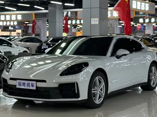 Porsche Panamera, 2025