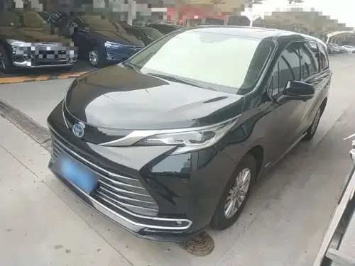 Toyota Sienna, 2023