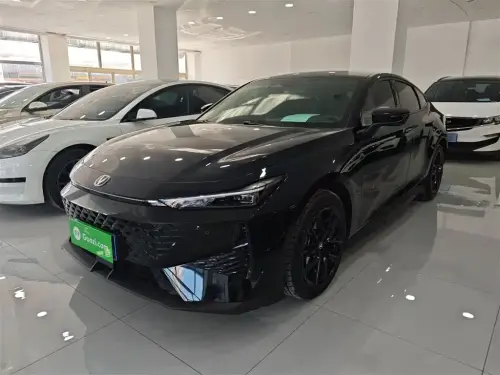 Changan UNI-V, 2025