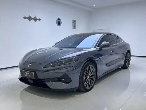 Denza Z9, 2025
