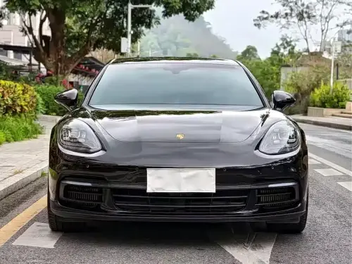 Porsche Panamera, 2023