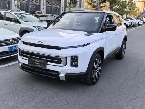 Geely ICON, 2022