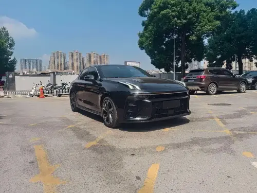 Lynk & Co 03, 2023