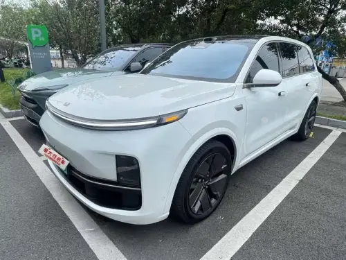 Li Auto L9, 2025