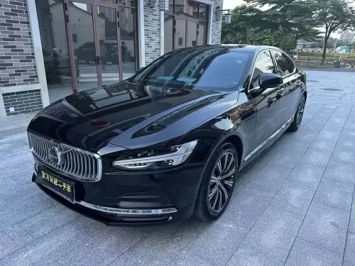 Volvo S90, 2022