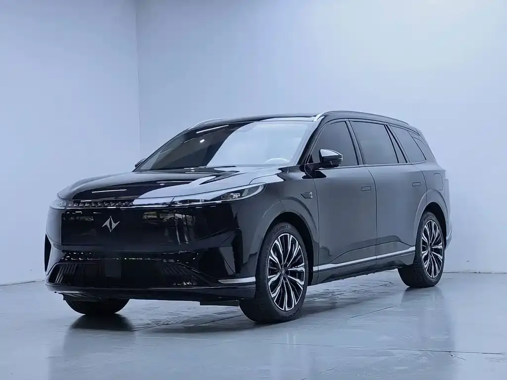 Dongfeng eπ008, 2025