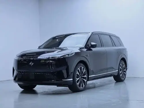 Dongfeng eπ008, 2025