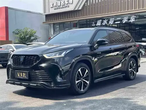 Toyota Crown Kluger, 2022