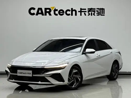 Hyundai Elantra, 2025