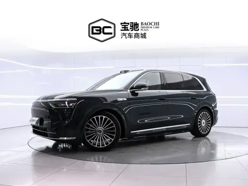 AITO M8, 2025