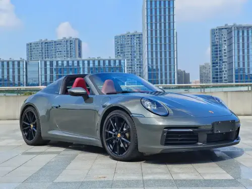 Porsche 911, 2023