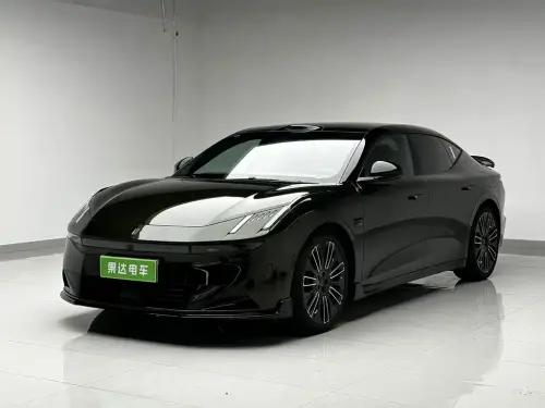 Lynk & Co 10, 2025