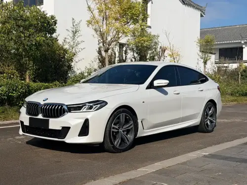 BMW 6-Series GT, 2023