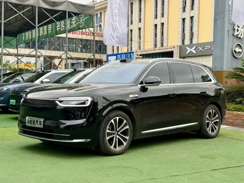 AITO M7, 2025