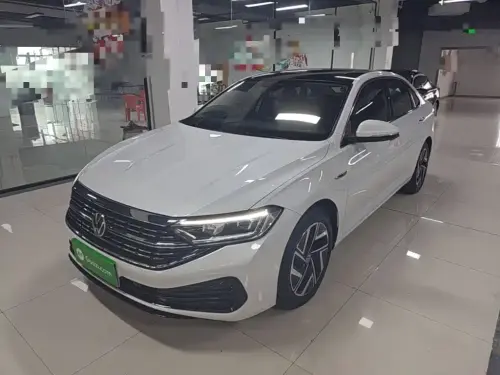 Volkswagen Sagitar, 2022