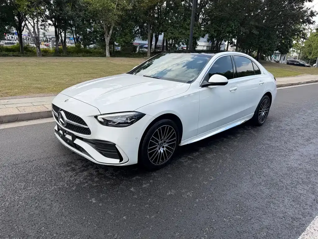 Mercedes-Benz C-Class, 2024