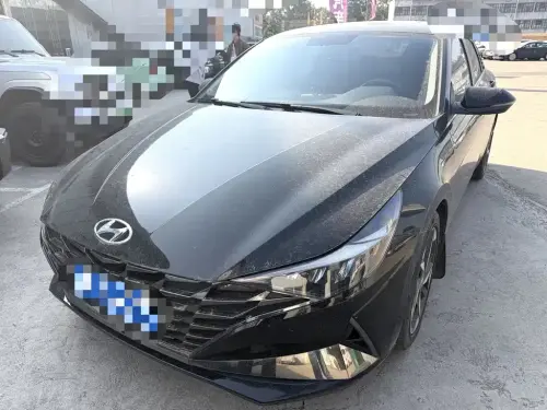 Hyundai Elantra, 2023