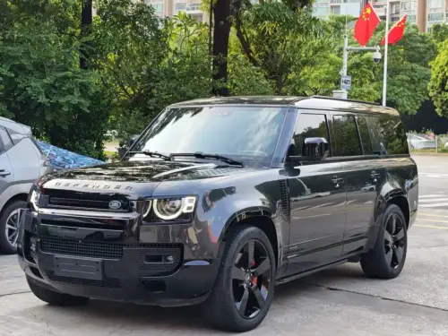 Land Rover Defender, 2023