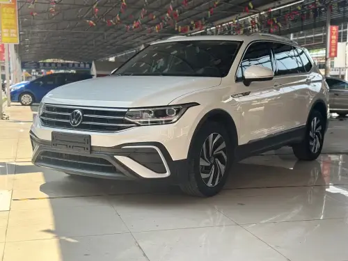 Volkswagen Tiguan, 2022