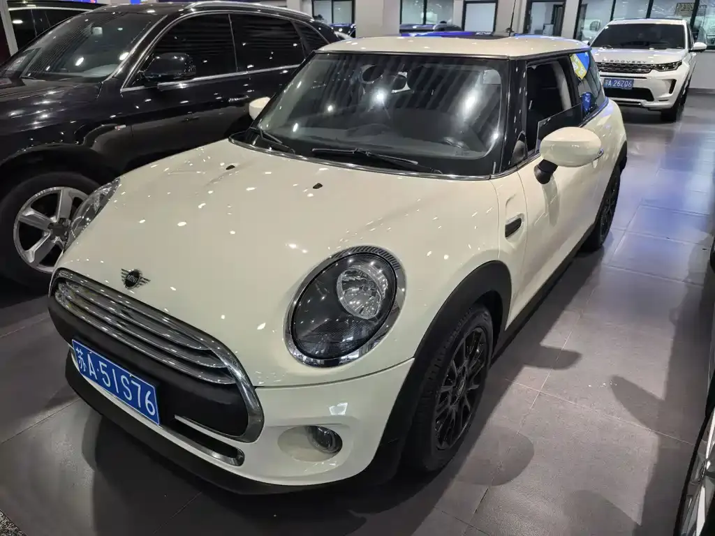 Mini MINI, 2021