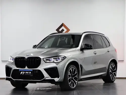 BMW X5M, 2021