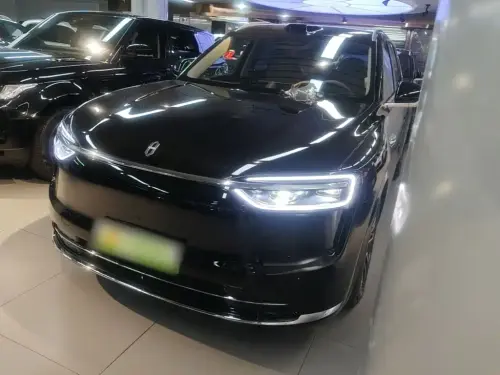 AITO M7, 2025