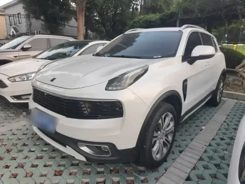 Lynk & Co 01, 2020