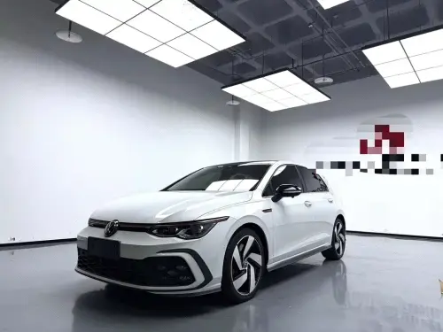 Volkswagen Golf GTI, 2023