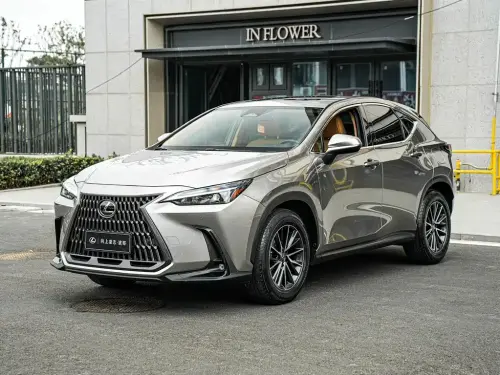 Lexus NX, 2023