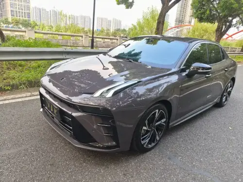 Lynk & Co 03, 2025