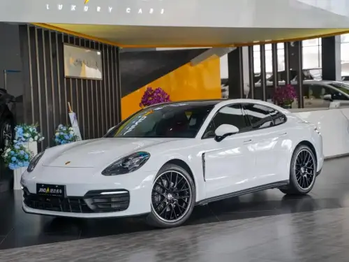 Porsche Panamera, 2022