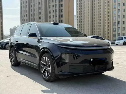 Li Auto L6, 2025