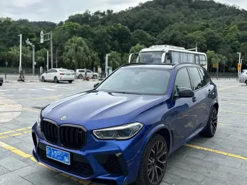 BMW X5M, 2023