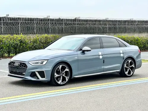 Audi A4, 2022