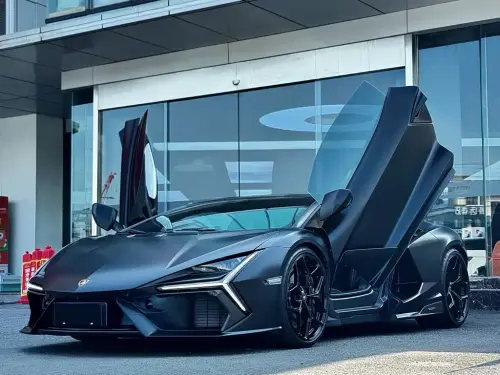 Lamborghini Revuelto, 2025