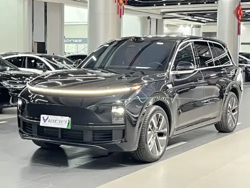 Li Auto L9, 2025