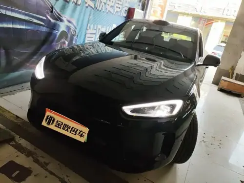 AITO M5, 2025