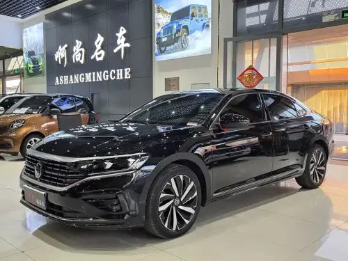 Volkswagen Passat, 2023