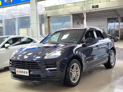 Porsche Macan, 2021