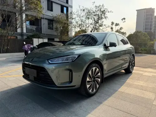 AITO M5, 2022