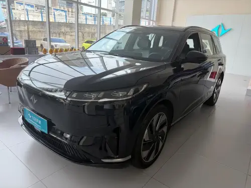 Dongfeng eπ008, 2025