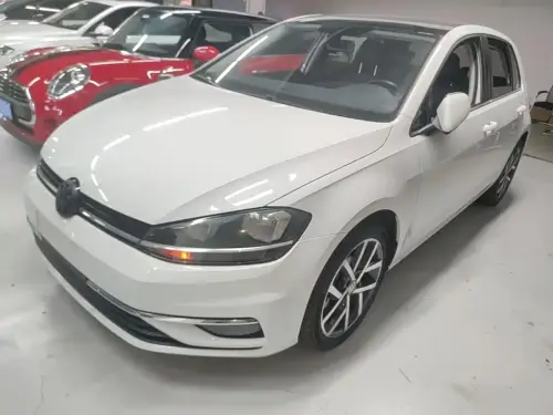 Volkswagen Golf, 2020