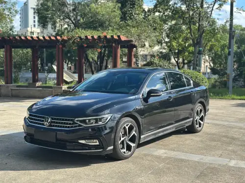 Volkswagen Magotan, 2023