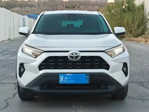 Toyota RAV4, 2024