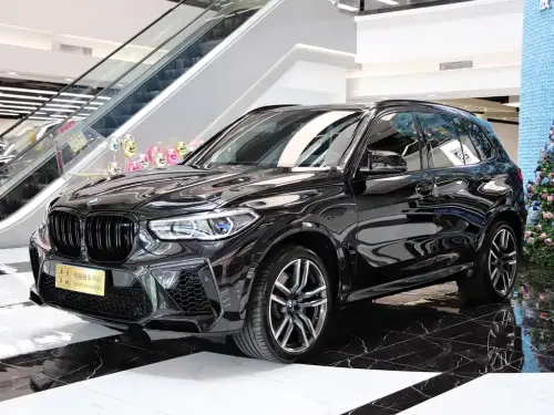 BMW X5M, 2022