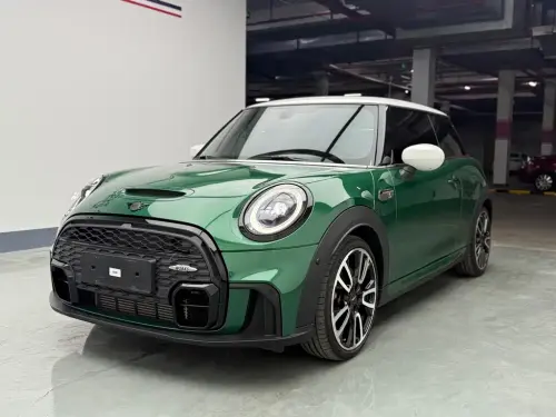 Mini MINI, 2024