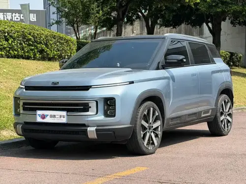 Geely ICON, 2022