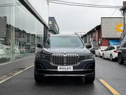 BMW X7, 2021