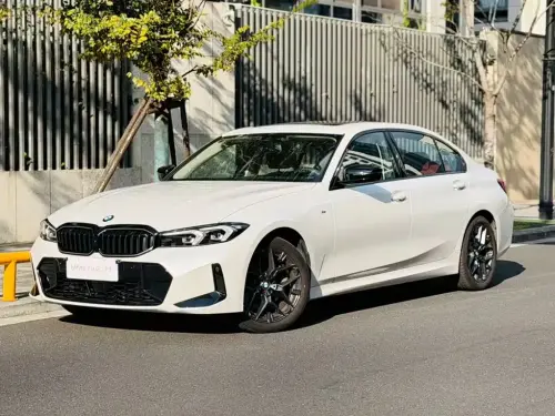 BMW 3-Series, 2025